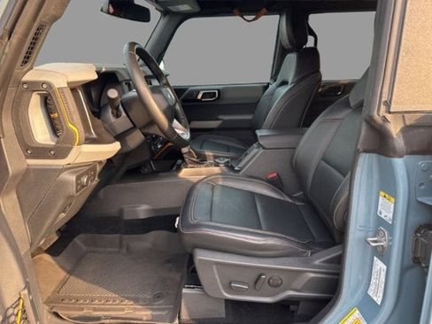 Used 2021 Ford Bronco Badlands image 10