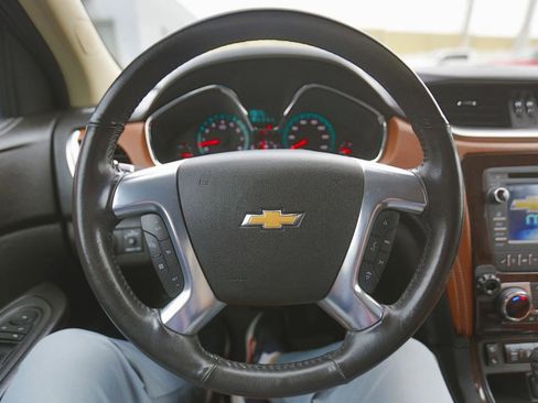Used 2016 Chevrolet Traverse LTZ image 6
