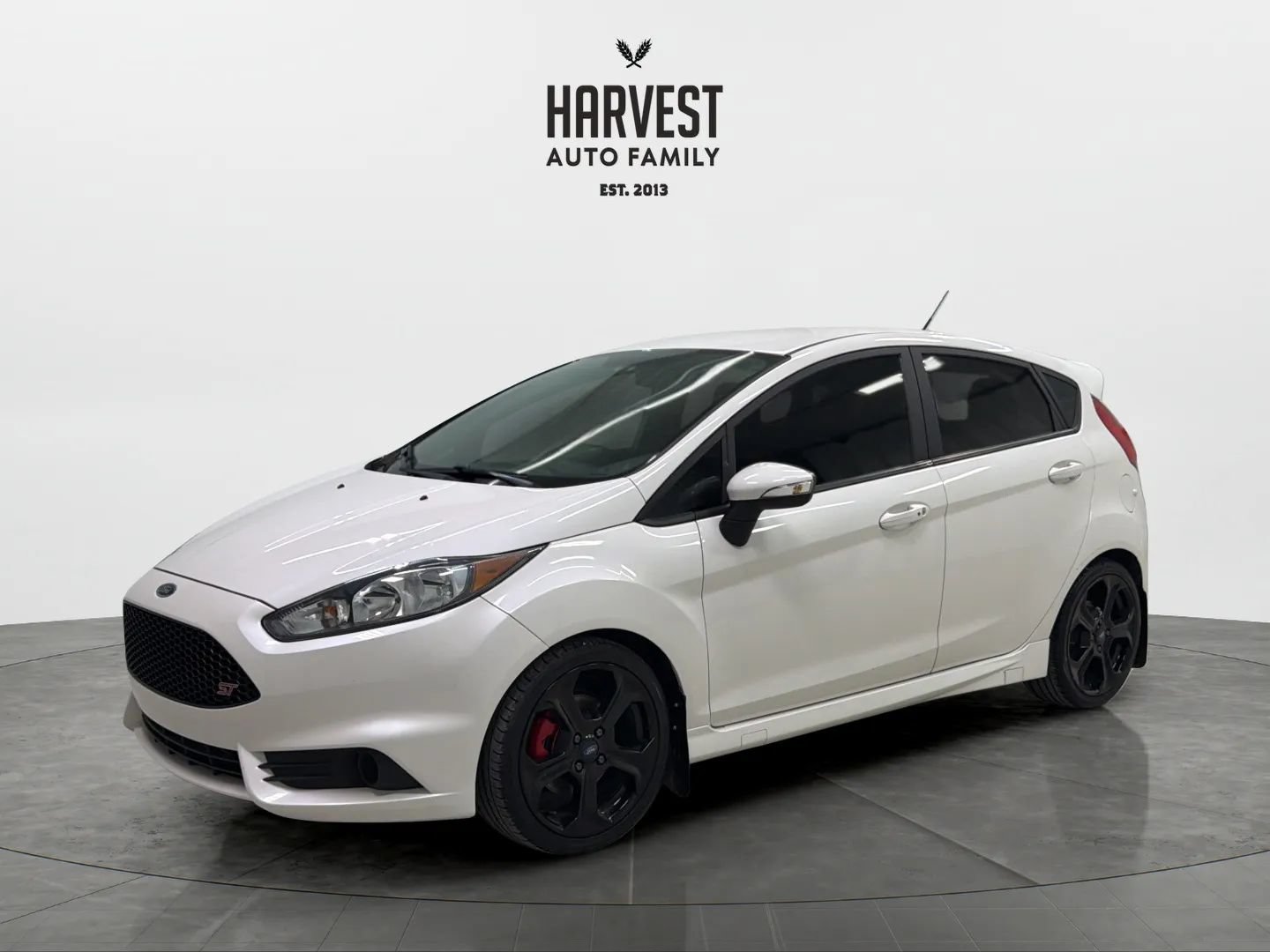 Used 2019 Ford Fiesta ST FWD image 1