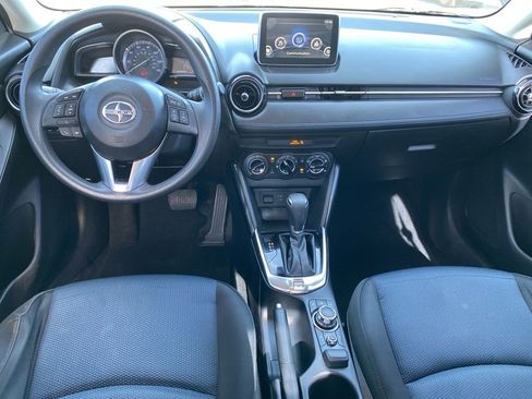 Used 2016 Scion iA image 4