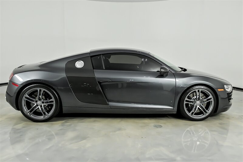 Used 2011 Audi R8 V8 AWD/4WD image 10