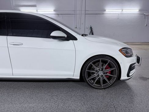 Used 2019 Volkswagen GTI Autobahn image 4