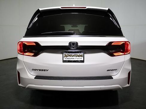Used 2025 Honda Odyssey Sport-L image 10