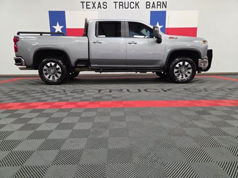 Used 2024 Chevrolet Silverado 2500 LT AWD/4WD image 13