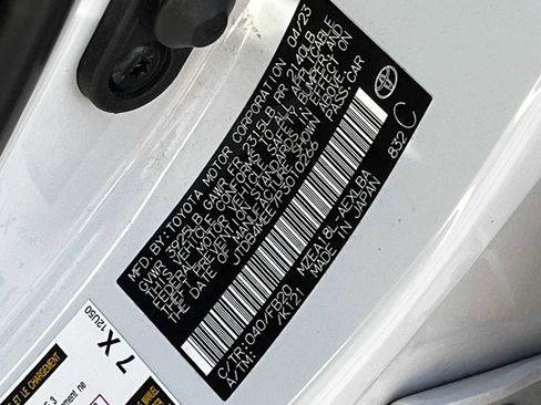 Used 2023 Toyota Corolla LE image 32