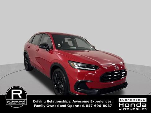 Certified 2025 Honda HR-V Sport image 3