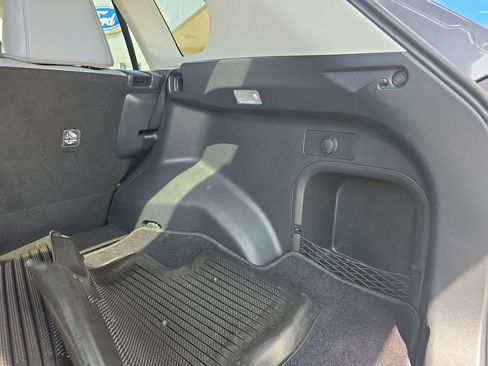 Used 2020 Toyota RAV4 Limited w/ Limited Grade Weather Package AWD/4WD image 12