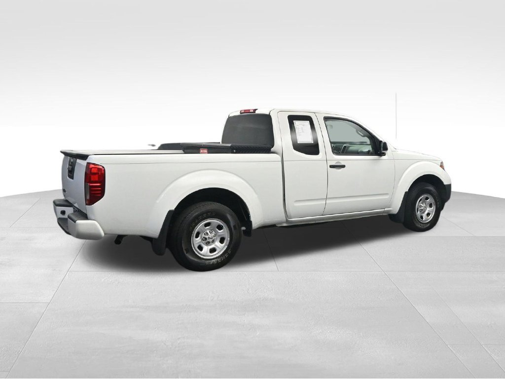 Used 2018 Nissan Frontier S RWD image 5