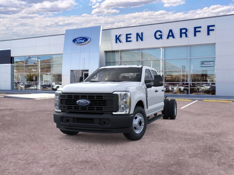 New 2026 Ford F350 XL RWD image 2