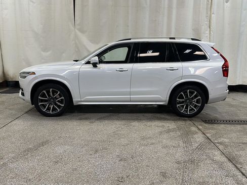 Used 2019 Volvo XC90 T6 Momentum w/ Advanced Package image 2