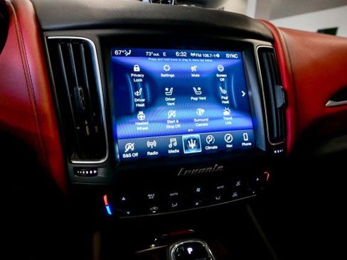 Used 2020 Maserati Levante image 35