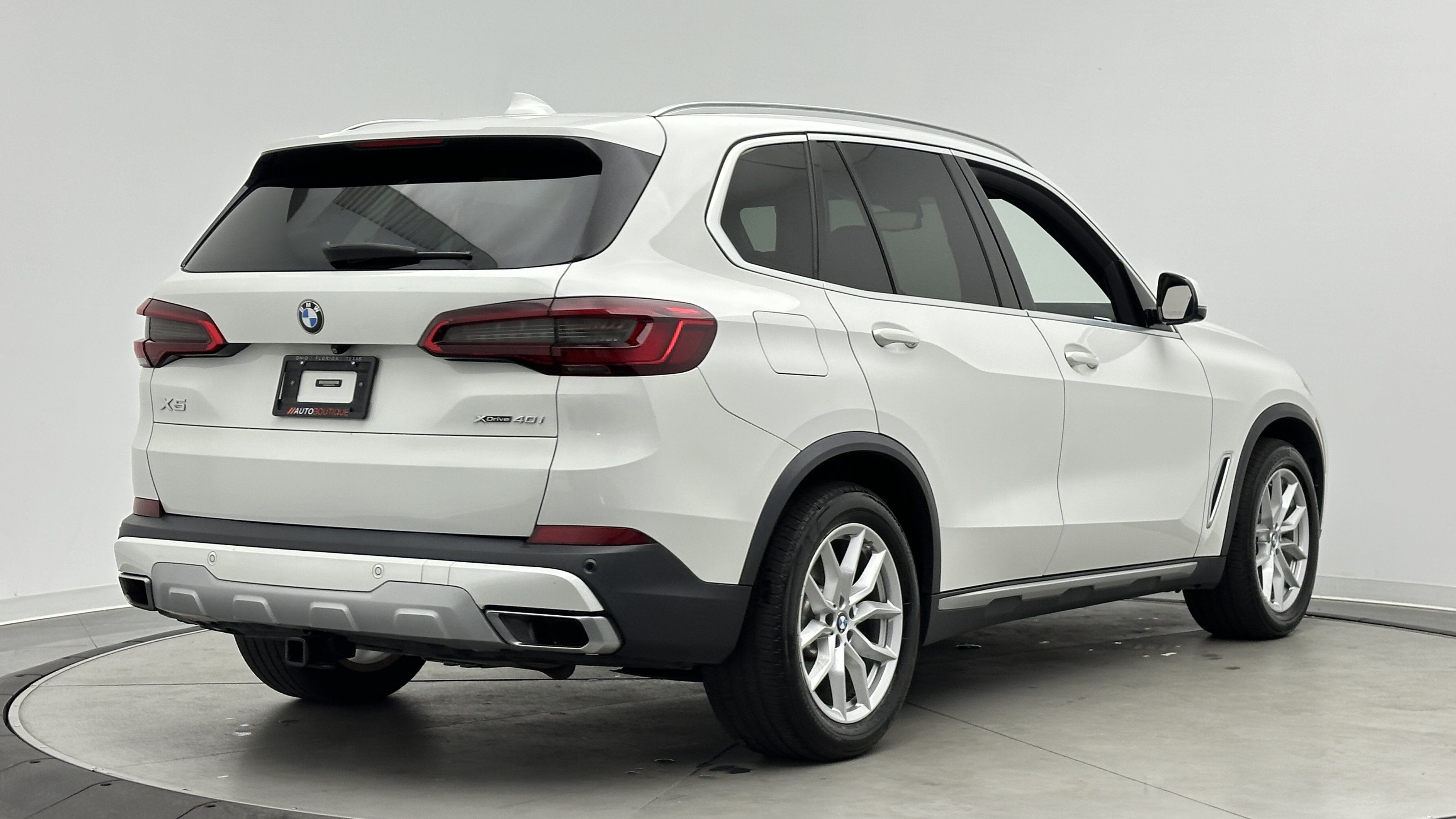 Used 2019 BMW X5 xDrive40i w/ Convenience Package AWD/4WD image 10