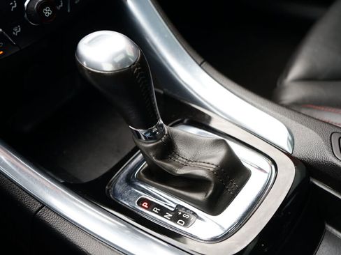 Used 2014 Chevrolet SS image 24