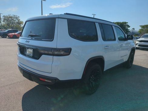 New 2026 Jeep Grand Wagoneer Limited AWD/4WD image 5