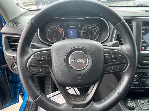 Used 2020 Jeep Cherokee Trailhawk w/ Cold Weather Group image 13