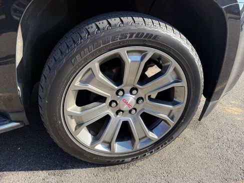 Used 2019 GMC Yukon Denali w/ Open Road Package image 14