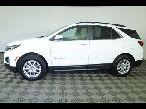 Used 2022 Chevrolet Equinox LT AWD/4WD image 17