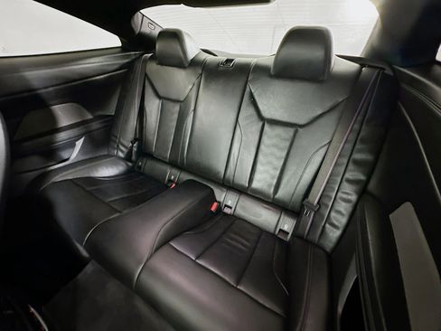 Used 2022 BMW M4 Competition w/ M Carbon Exterior Package image 22