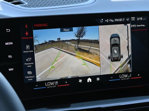 New 2026 BMW X2 xDrive28i image 17