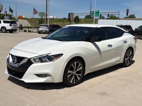 Used 2016 Nissan Maxima 3.5 S FWD image 4