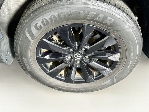 Used 2025 MAZDA CX-50 AWD 2.5 S w/ Preferred Package image 11