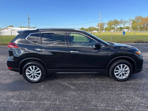 Used 2018 Nissan Rogue SV w/ Premium Package AWD/4WD image 11