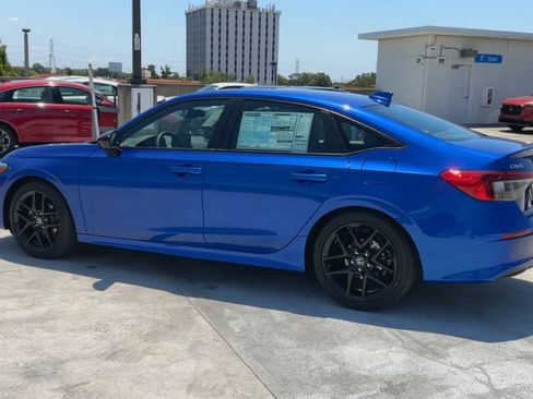 Used 2024 Honda Civic Sport image 14