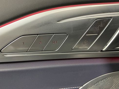 Certified 2025 BMW M850i xDrive Coupe image 23