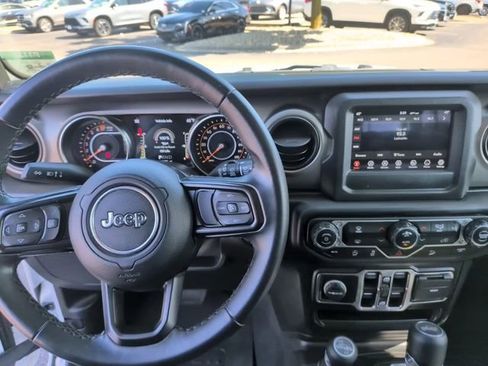 Used 2021 Jeep Wrangler Unlimited Sport AWD/4WD image 26
