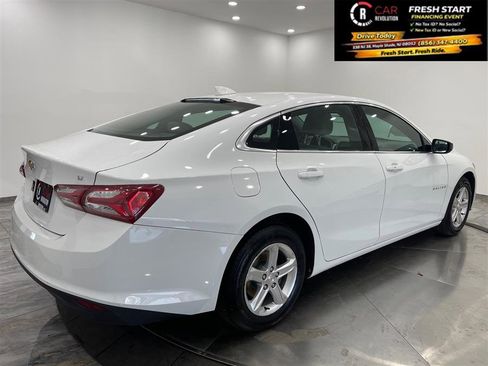 Used 2022 Chevrolet Malibu LT FWD image 7