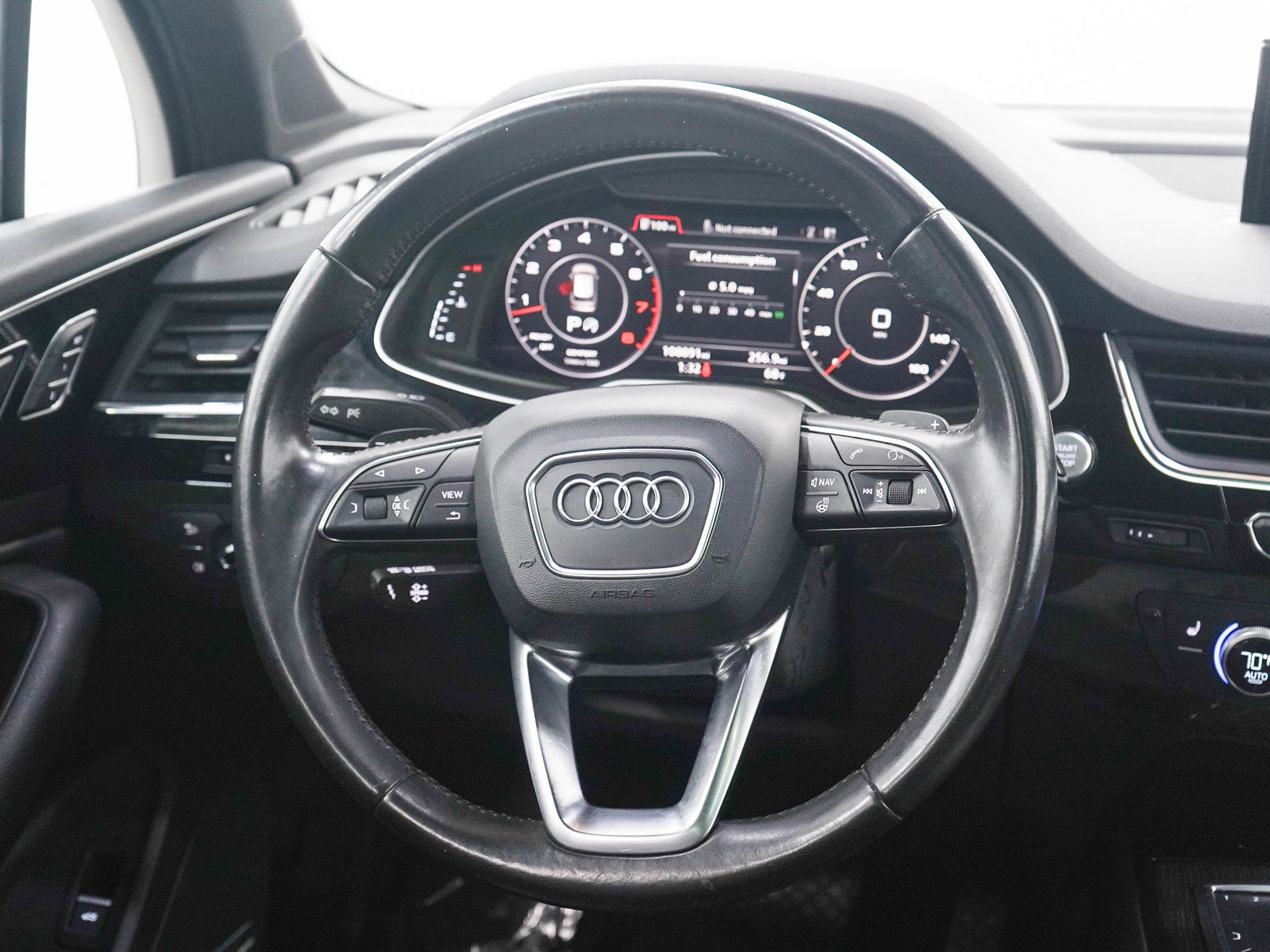Used 2017 Audi Q7 3.0T Premium Plus AWD/4WD image 18