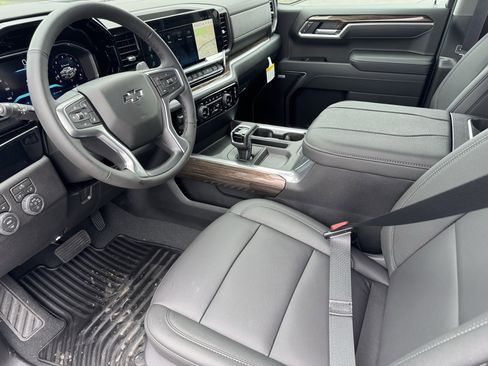 New 2026 Chevrolet Silverado 1500 RST w/ Convenience Package II AWD/4WD image 8
