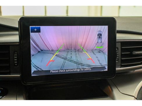 Used 2020 Ford Explorer XLT w/ Equipment Group 202A AWD/4WD image 55
