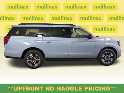 New 2026 Ford Expedition Max Active RWD image 2