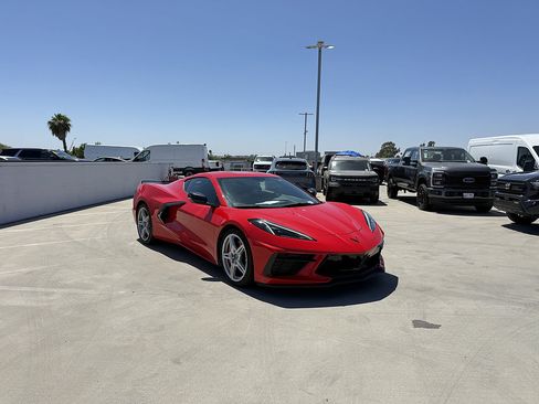 Used 2020 Chevrolet Corvette Stingray Coupe w/ Z51 Performance Package RWD image 4