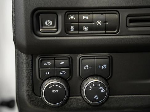 Used 2024 Chevrolet Tahoe RST w/ Luxury Package AWD/4WD image 45