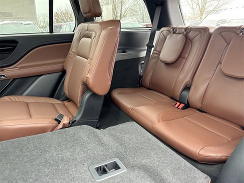 New 2026 Lincoln Aviator Reserve image 24