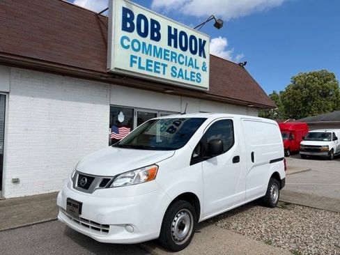 Used 2020 Nissan NV200 S FWD image 1