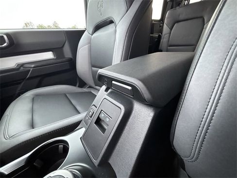 Used 2024 Ford Bronco Big Bend image 24