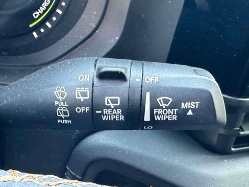 Used 2024 Jeep Wrangler Unlimited Sahara w/ Technology Group AWD/4WD image 22