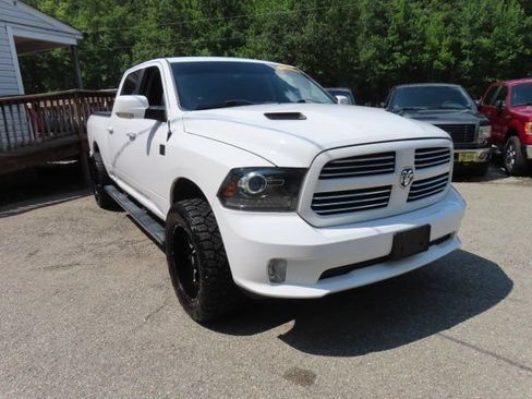 Used 2015 RAM 1500 Sport w/ Convenience Group AWD/4WD image 4