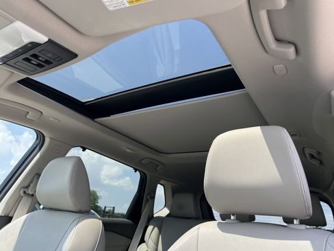 Certified 2023 Nissan Rogue SL w/ SL Premium Package image 10