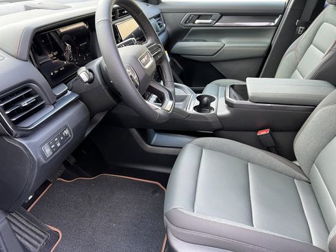 New 2026 GMC Terrain AT4 w/ Convenience Package III image 14