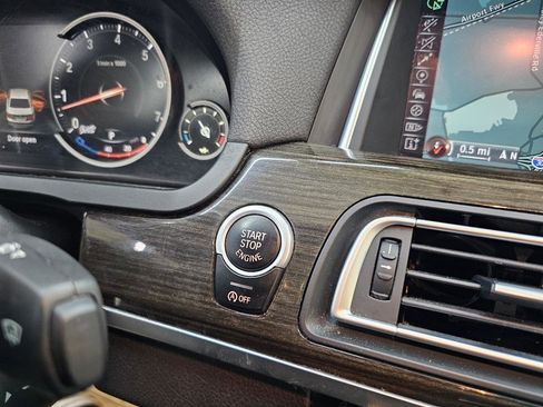 Used 2015 BMW 740Li image 36