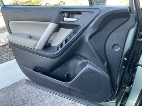 Used 2016 Subaru Forester 2.5i Limited image 17