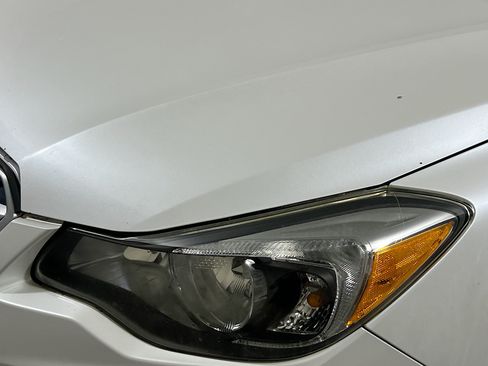 Used 2013 Subaru Impreza 2.0i Premium AWD/4WD image 11