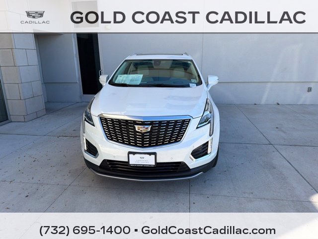 Used 2022 Cadillac XT5 Premium Luxury w/ Technology Package AWD/4WD image 5