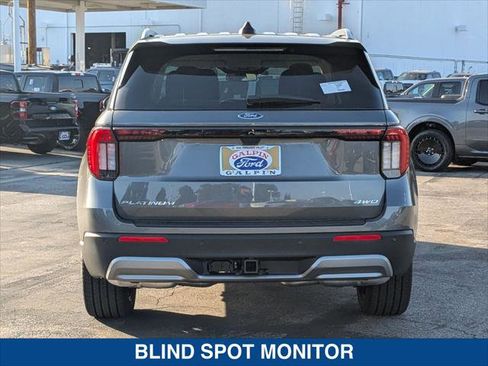 New 2026 Ford Explorer Platinum AWD/4WD image 4