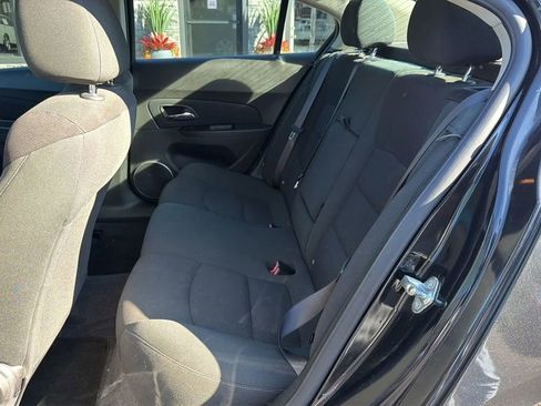 Used 2012 Chevrolet Cruze LT w/ RS Package image 10