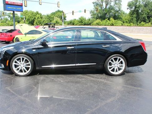 Used 2019 Cadillac XTS Premium Luxury FWD image 4